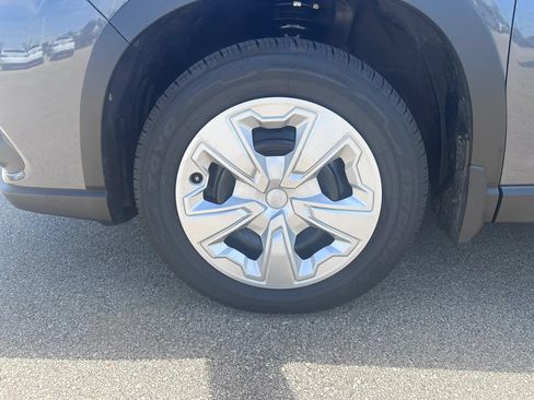 Used 2023 Subaru Forester AWD/4WD image 19