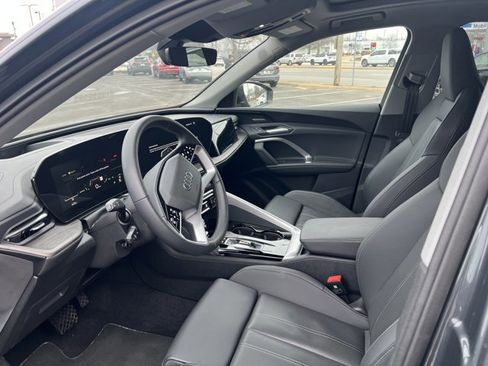 Used 2025 Audi Q5 Premium Plus w/ Premium Plus image 6