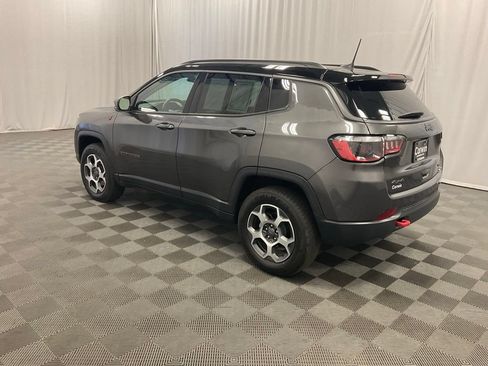 Used 2022 Jeep Compass Trailhawk w/ Trailhawk Convenience Group AWD/4WD image 7