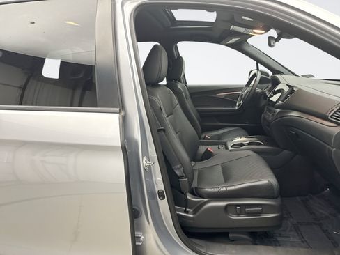 Used 2020 Honda Passport EX-L image 16