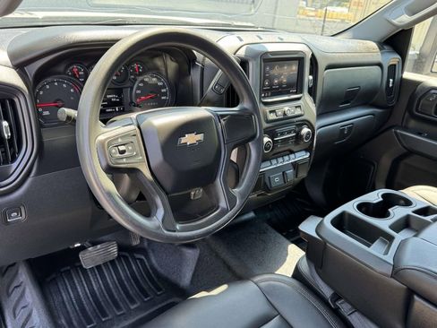 Used 2020 Chevrolet Silverado 2500 W/T w/ WT Convenience Package RWD image 2