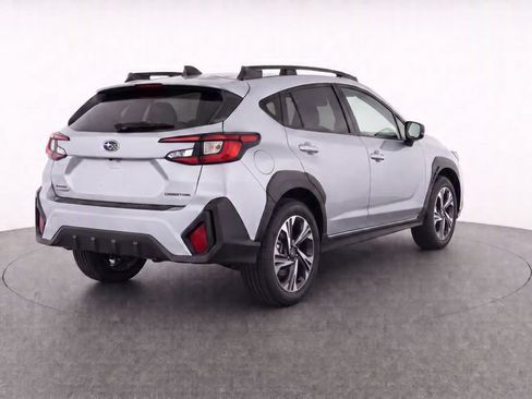 Used 2026 Subaru Crosstrek 2.5i Premium AWD/4WD image 4
