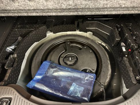 Certified 2022 Buick Encore Preferred w/ Safety Package image 22