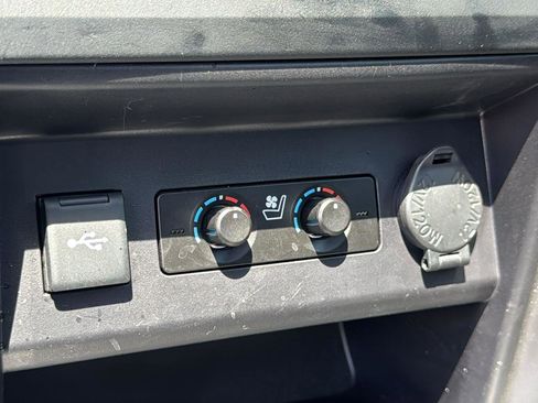 Used 2023 Toyota 4Runner Limited image 18