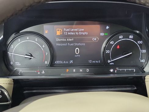 Used 2022 Lincoln Corsair AWD w/ Premium Package image 15