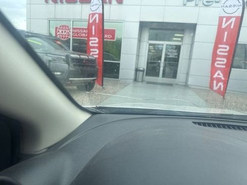 Used 2017 Nissan Versa S Plus image 24