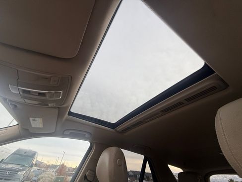 Used 2014 Mercedes-Benz ML 350 4MATIC image 33