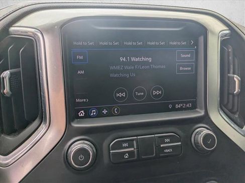 Used 2020 Chevrolet Silverado 1500 LT RWD image 12