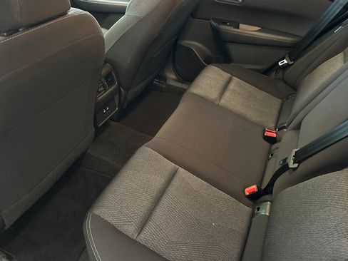 Used 2025 Nissan Rogue SV FWD image 13