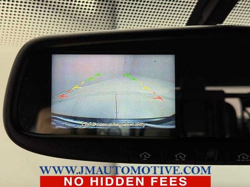 Used 2016 Nissan 370Z Coupe RWD image 25
