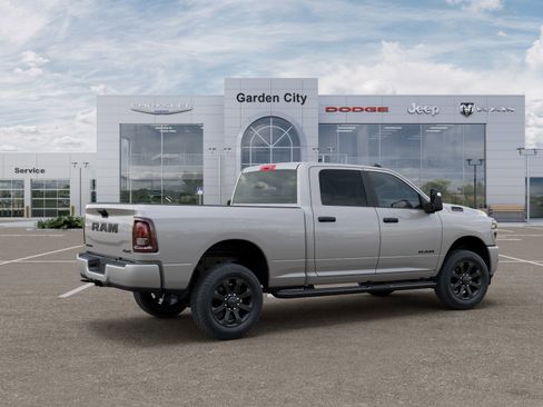 New 2026 RAM 2500 Big Horn AWD/4WD image 5