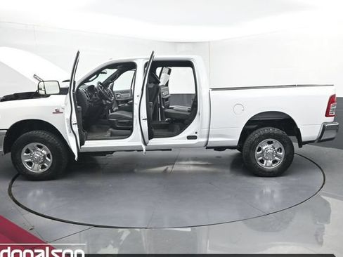 Used 2022 RAM 2500 Big Horn w/ Cold Weather Group AWD/4WD image 22