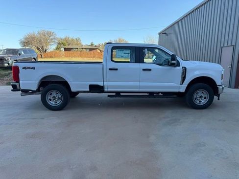 New 2026 Ford F350 XL w/ XL Chrome Package image 9