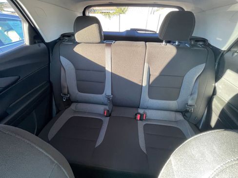 Used 2025 Chevrolet TrailBlazer LT image 36