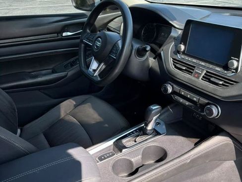 Used 2020 Nissan Altima 2.5 SR FWD image 18