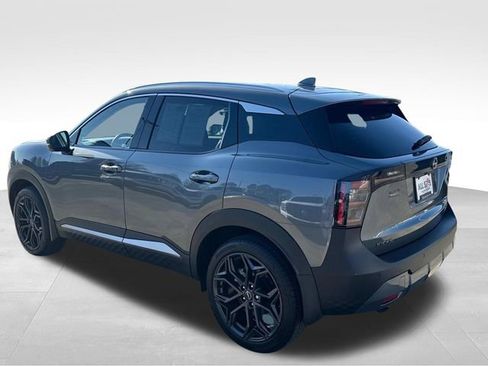 Used 2025 Nissan Kicks SR w/ SR Premium Package image 7