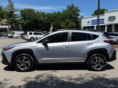 Used 2024 Subaru Crosstrek 2.0i Premium AWD/4WD image 5