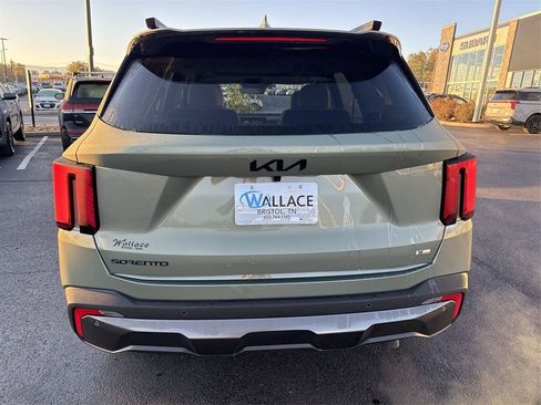 New 2025 Kia Sorento SX image 5