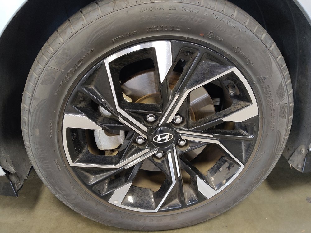 Used 2025 Hyundai Sonata SEL FWD image 31