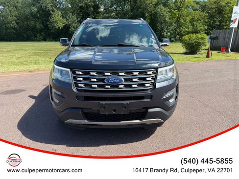 Used 2017 Ford Explorer XLT w/ Equipment Group 202A AWD/4WD image 1