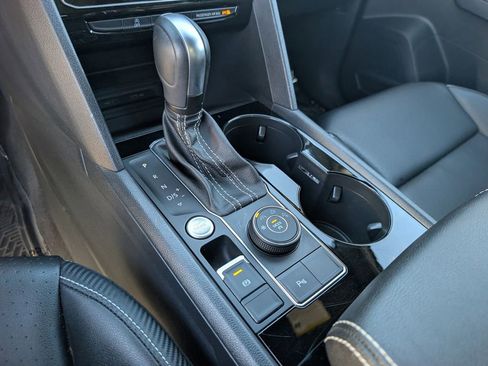 Used 2023 Volkswagen Atlas Cross Sport SEL R-Line image 29