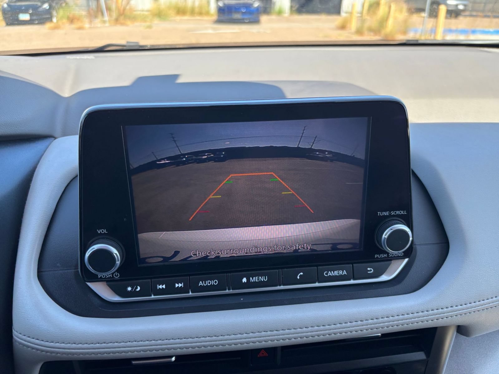 Used 2025 Nissan Rogue SV AWD/4WD image 25