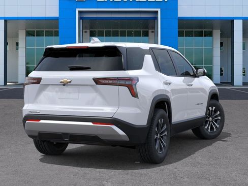 New 2026 Chevrolet Equinox LT FWD image 4