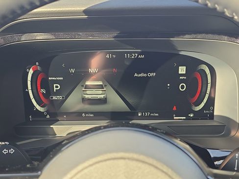 New 2025 Nissan Pathfinder Platinum image 15