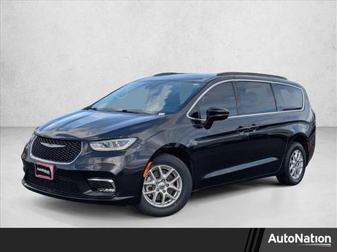 Used 2022 Chrysler Pacifica Touring-L image 1
