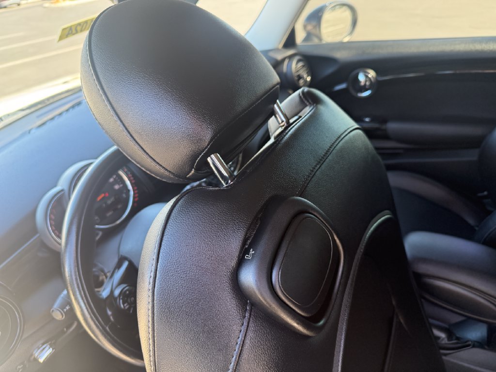 Used 2017 MINI Cooper S FWD image 11