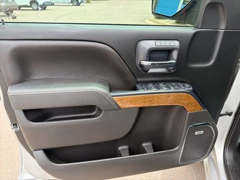 Used 2018 Chevrolet Silverado 1500 LTZ w/ Texas Edition RWD image 17