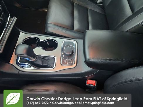 Used 2019 Jeep Grand Cherokee Limited w/ Trailer Tow Group IV AWD/4WD image 28