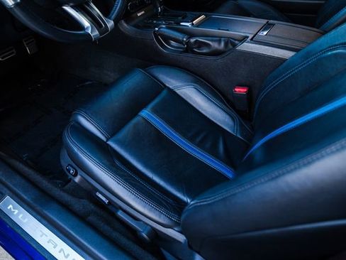 Used 2014 Ford Mustang GT Premium w/ Comfort Package image 59