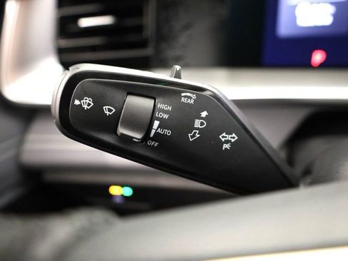 New 2026 Volkswagen Tiguan SE R-Line image 26