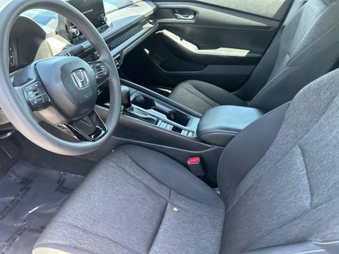 Certified 2025 Honda Accord LX image 20