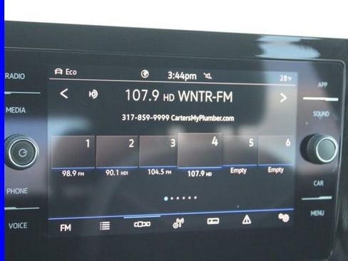 Used 2025 Volkswagen Taos SE w/ Panoramic Sunroof Package AWD/4WD image 36