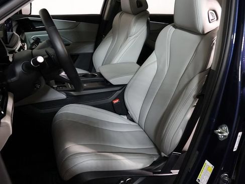 Used 2026 Acura MDX SH-AWD w/ Technology Package image 4