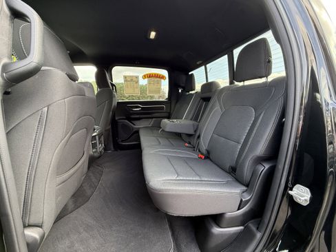 Used 2025 RAM 1500 Big Horn AWD/4WD image 23