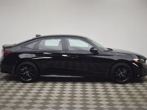 Used 2025 Honda Civic Sport image 12
