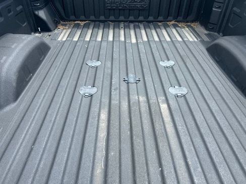 Used 2024 Chevrolet Silverado 2500 High Country w/ High Country Premium Package AWD/4WD image 12