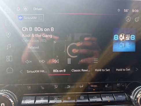 Used 2023 GMC Canyon AT4 w/ AT4 Premium Package image 22