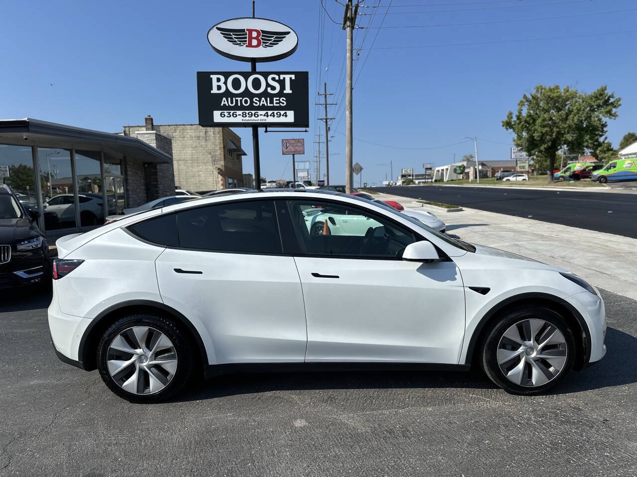 Used 2021 Tesla Model Y Long Range AWD/4WD image 8