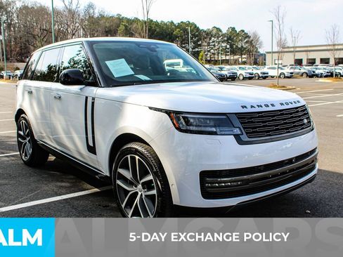 Used 2024 Land Rover Range Rover SE image 4