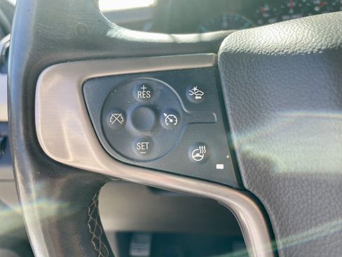 Used 2017 GMC Yukon XL Denali w/ Open Road Package image 16