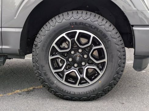 Used 2022 Ford F150 Lariat w/ Equipment Group 502A High image 11