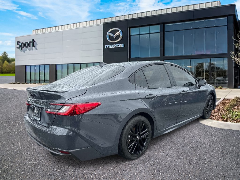 Used 2026 Toyota Camry SE FWD image 3