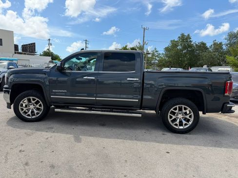 Used 2017 GMC Sierra 1500 SLT w/ SLT Premium Package AWD/4WD image 8