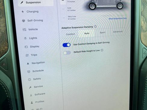 Used 2020 Tesla Model X Long Range AWD/4WD image 32