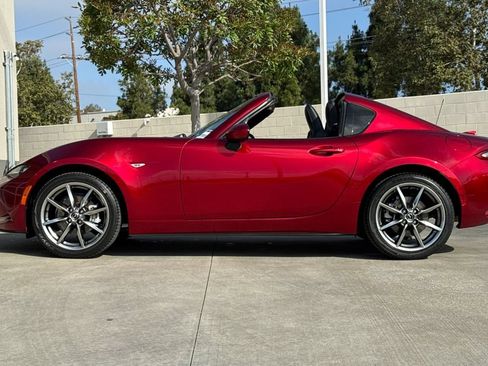 Used 2023 MAZDA MX-5 Miata Grand Touring RWD image 8