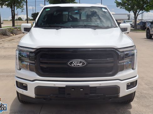 Used 2025 Ford F150 Lariat w/ Equipment Group 502A High AWD/4WD image 9